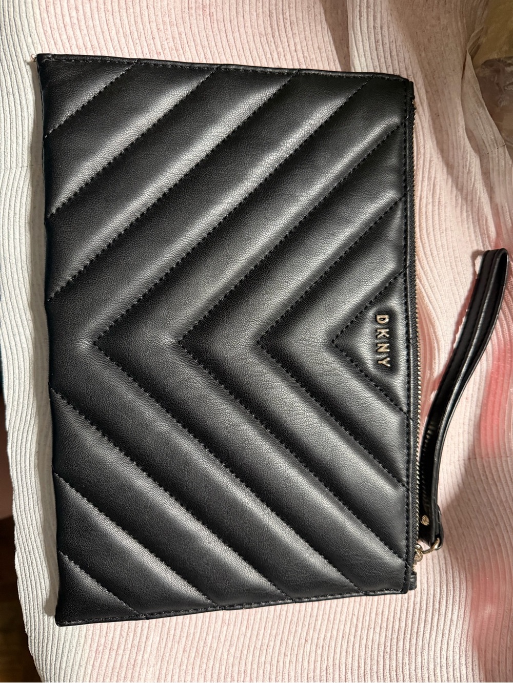 DKNY Black Quilted Chevron Leather Wristlet Clutch